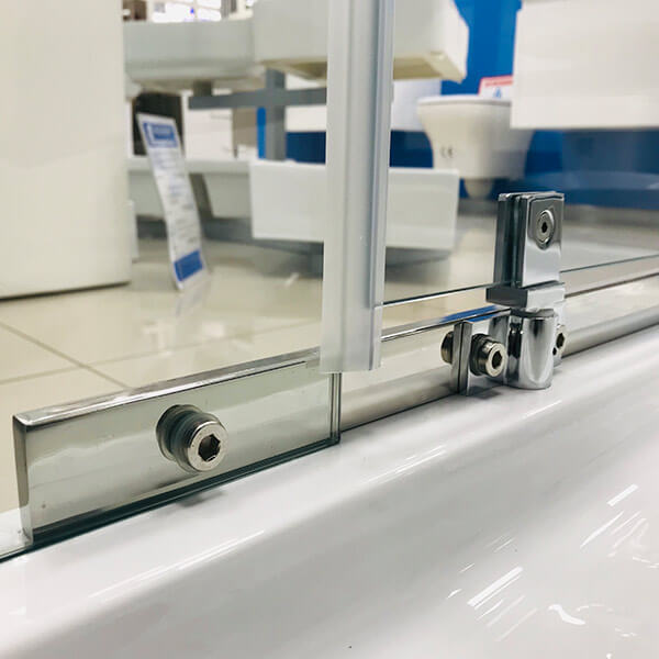 Душевой уголок AVS Фаворит 120x80 профиль хром, стекло прозрачное