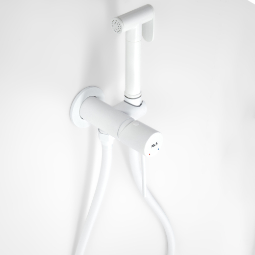 Гигиенический душ со смесителем AVS Slimmer белый матовый