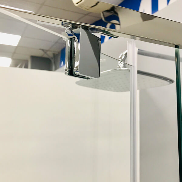 Душевой уголок AVS Фаворит 120x80 профиль хром, стекло прозрачное