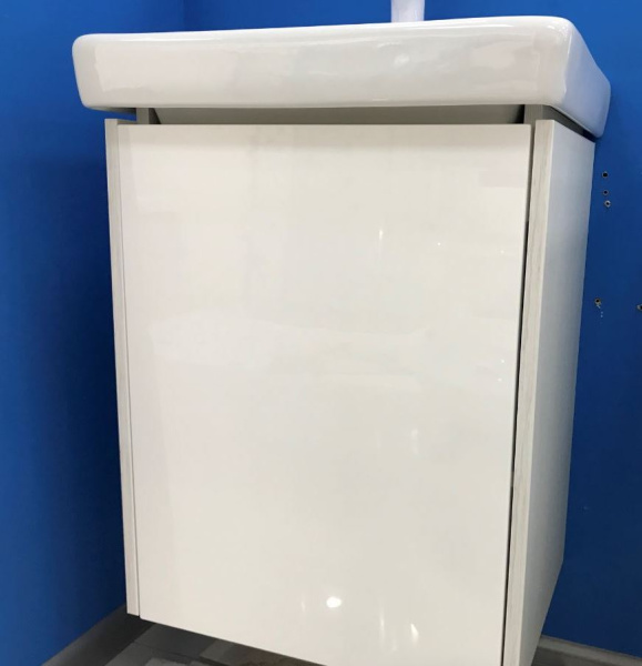 Комплект 1A170901YOAY0 Тумба 500М +1WH302128 Р-на Тигода+1A170403YO000 Ножки Йорк АКВАТОН