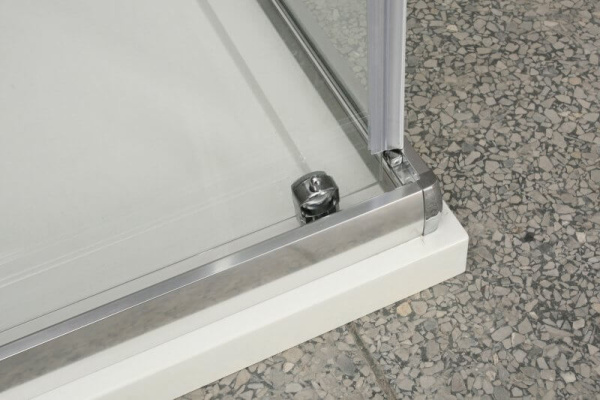 Душевой уголок BelBagno Uno UNO-195-A-2-90-C-Cr 90х90 профиль хром, прозрачное стекло