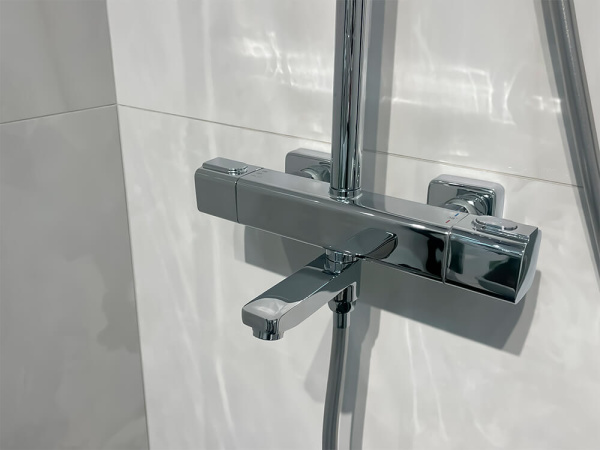 Душевая стойка AVS Rainy хром, со смесителем